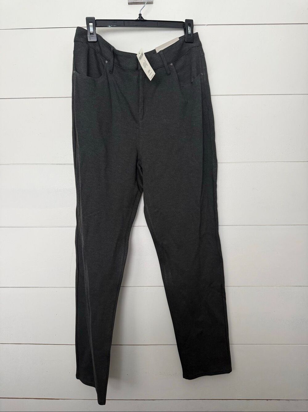 Chico’s Women’s 2R Grey Pants New
